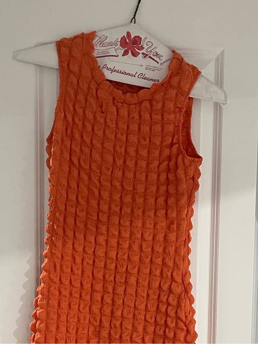 Sleeveless Orange Textured Midi Dress - Women's - Picture 4 of 5